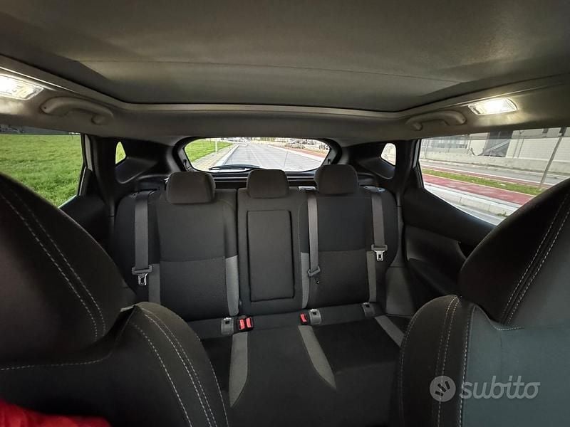 Usata Nissan Qashqai Tekna+ 116 CV (85 kW) 2021 Grigio SUV