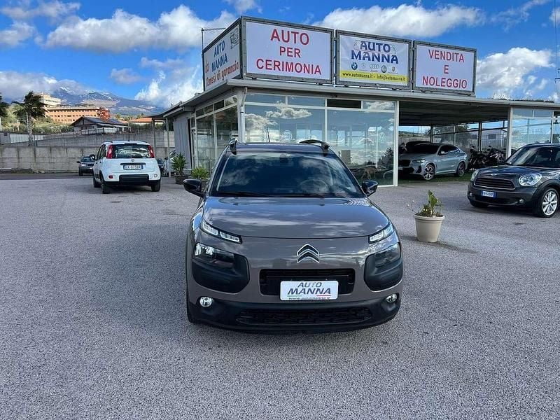 Other Usata 2015 Citroën C4 Shine SUV | 7900 € (Buon prezzo) - Immagine 1/4