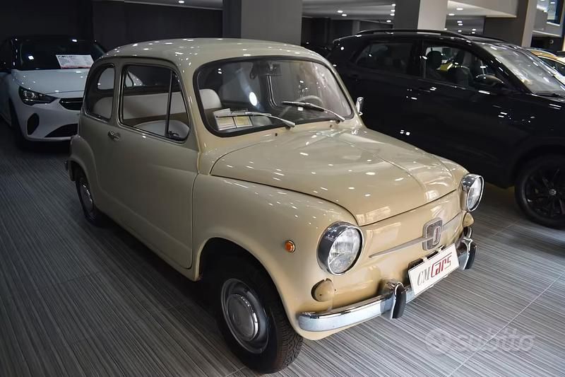 Usata Fiat 600D 1043 CV (767 kW) 1960 Berlina
