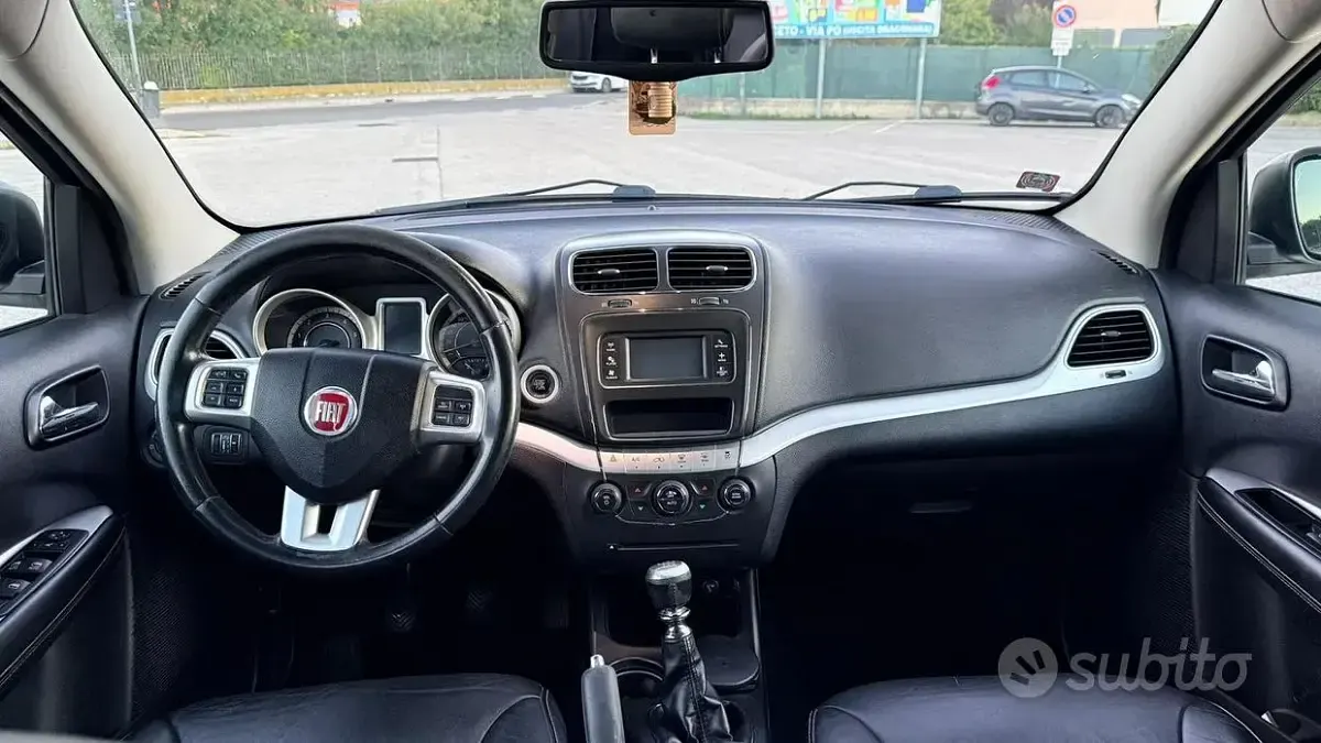 Usata Fiat Freemont 170 CV (125 kW) 2011 Bianco SUV