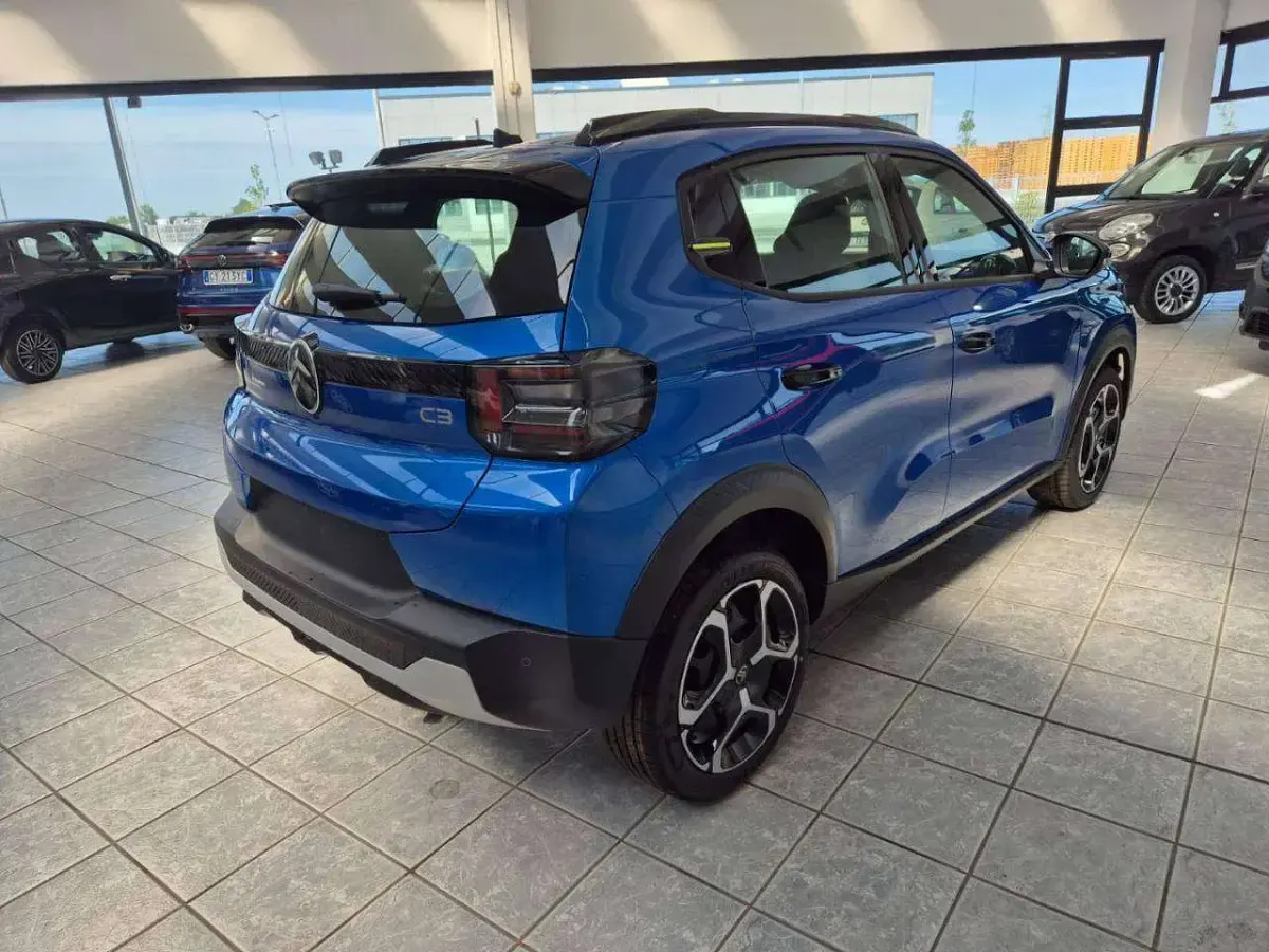 Nuova Citroën C3 PureTech 101 CV (74 kW) 2026 Bright blue SUV