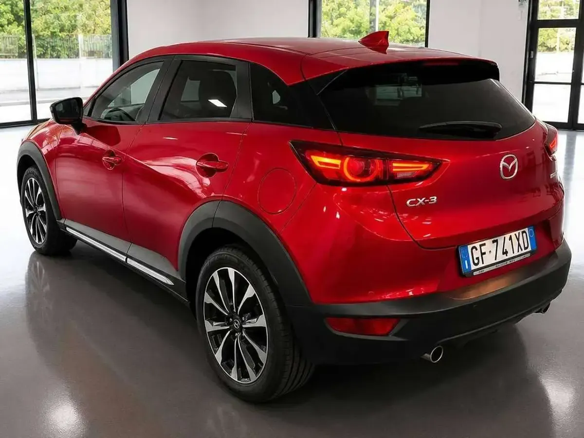 Usata Mazda CX-3 Exceed 121 CV (88 kW) 2021 Rosso SUV