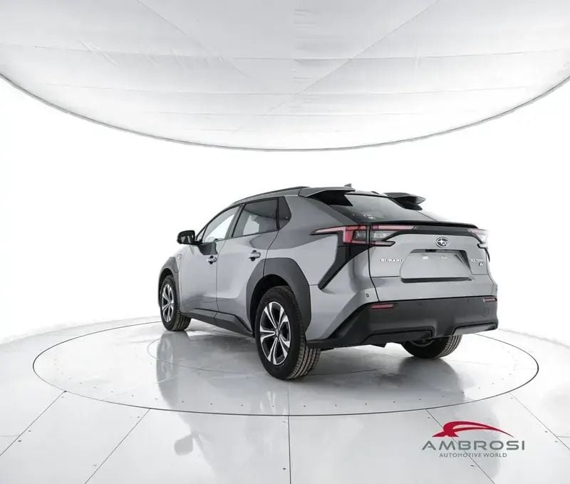 Usata Subaru Solterra 160 kW (218 CV) 2024 Grigio SUV
