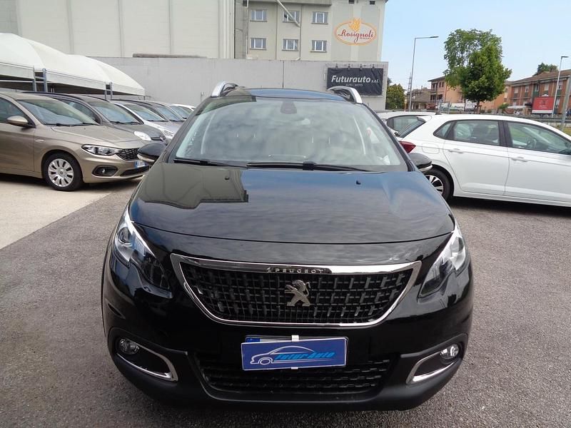 Usata Peugeot 2008 Allure 99 CV (72 kW) 2017 Nero SUV