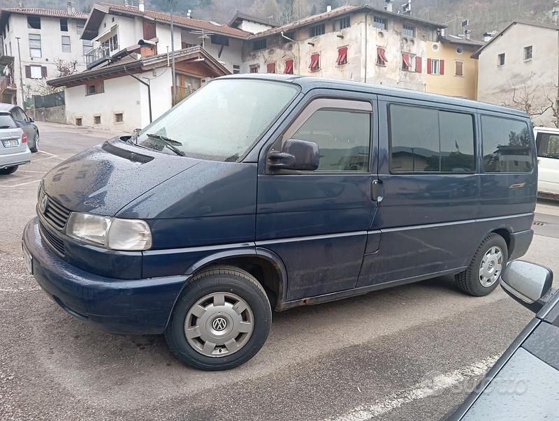 Usata VW Transporter Classicline 68 CV (50 kW) 1996 Blu Furgone
