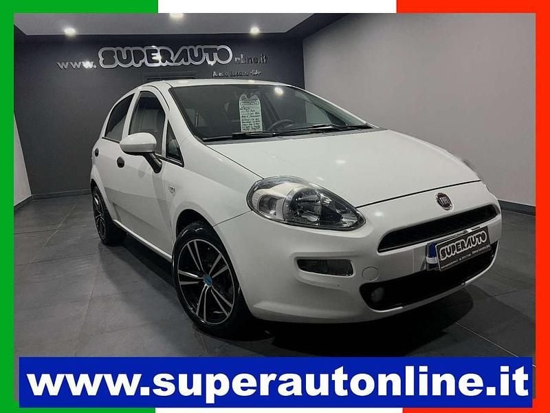 Usata Fiat Punto Lounge 95 CV (69 kW) 2017 Bianco Utilitaria