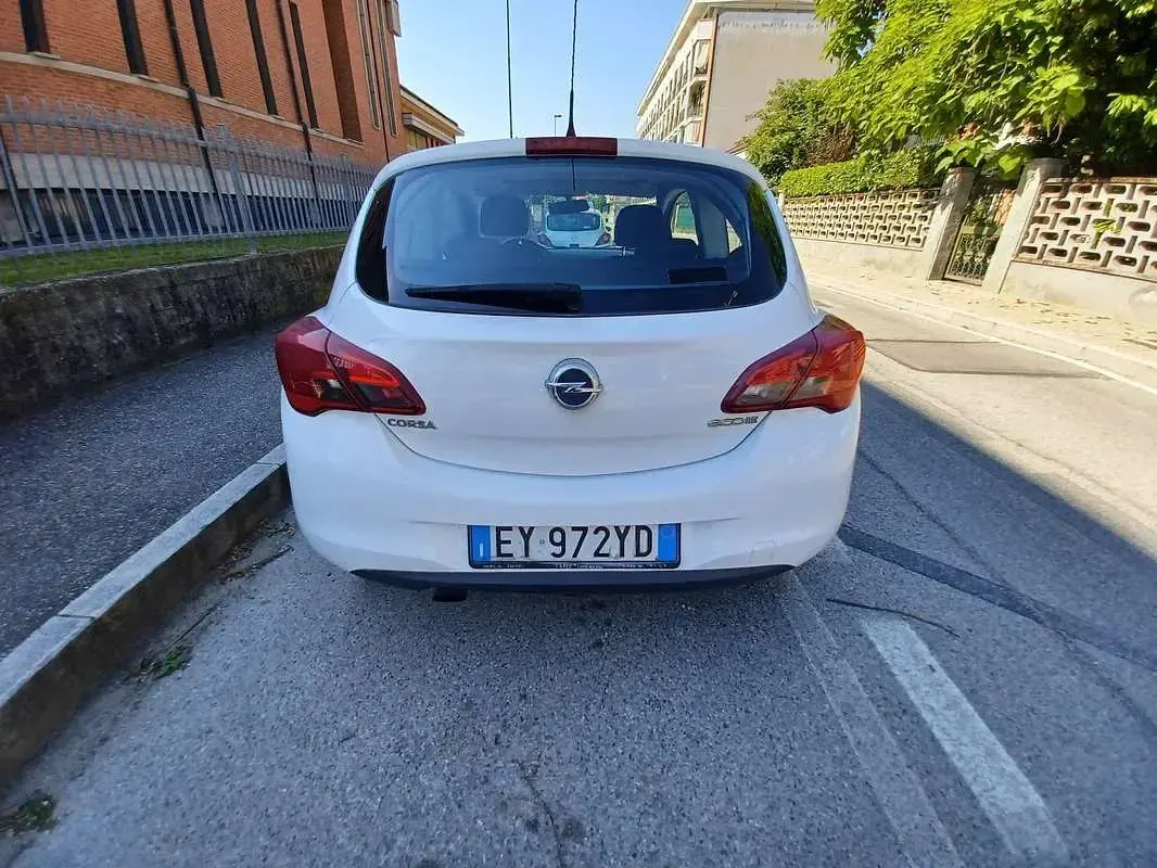 Usata Opel Corsa S 90 CV (66 kW) 2015 Bianco Utilitaria