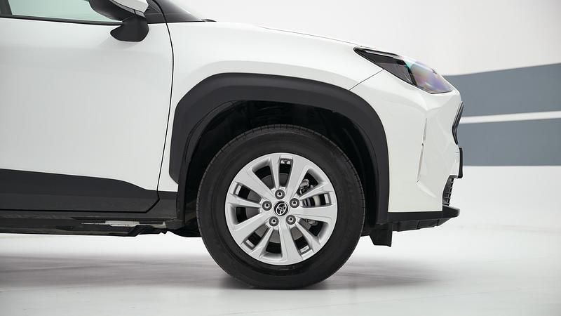 Usata Toyota Yaris Hybrid Active 92 CV (67 kW) 2022 Bianco