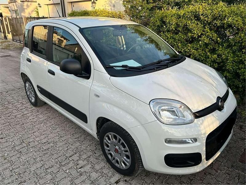 Usata Fiat Panda 69 CV (50 kW) 2018 Utilitaria