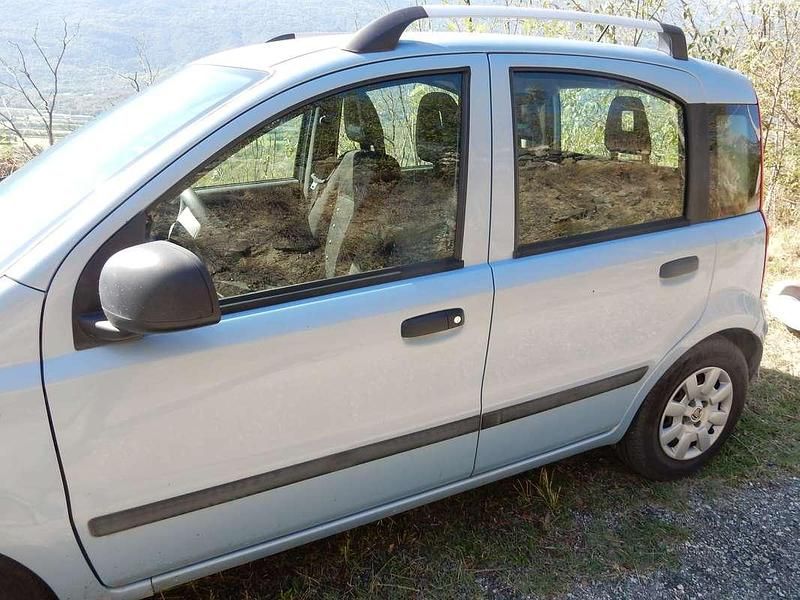 Blu/azzurro Usata 2011 Fiat Panda Dynamic Utilitaria | 3500 € (Super prezzo) - Immagine 1/4