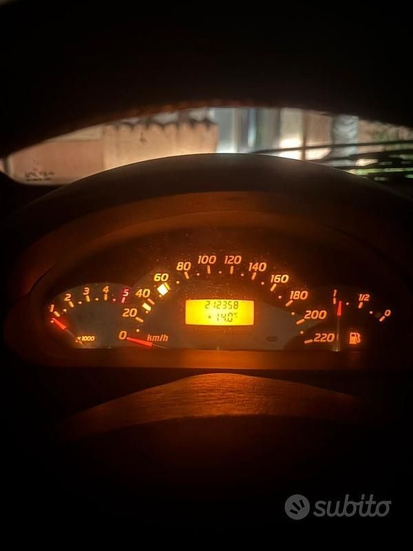 Usata Mercedes A170 95 CV (69 kW) 2002 Grigio Berlina