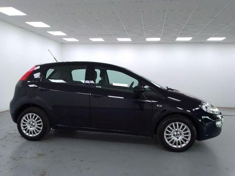 Usata Fiat Punto Street 77 CV (56 kW) 2017 Blu Berlina