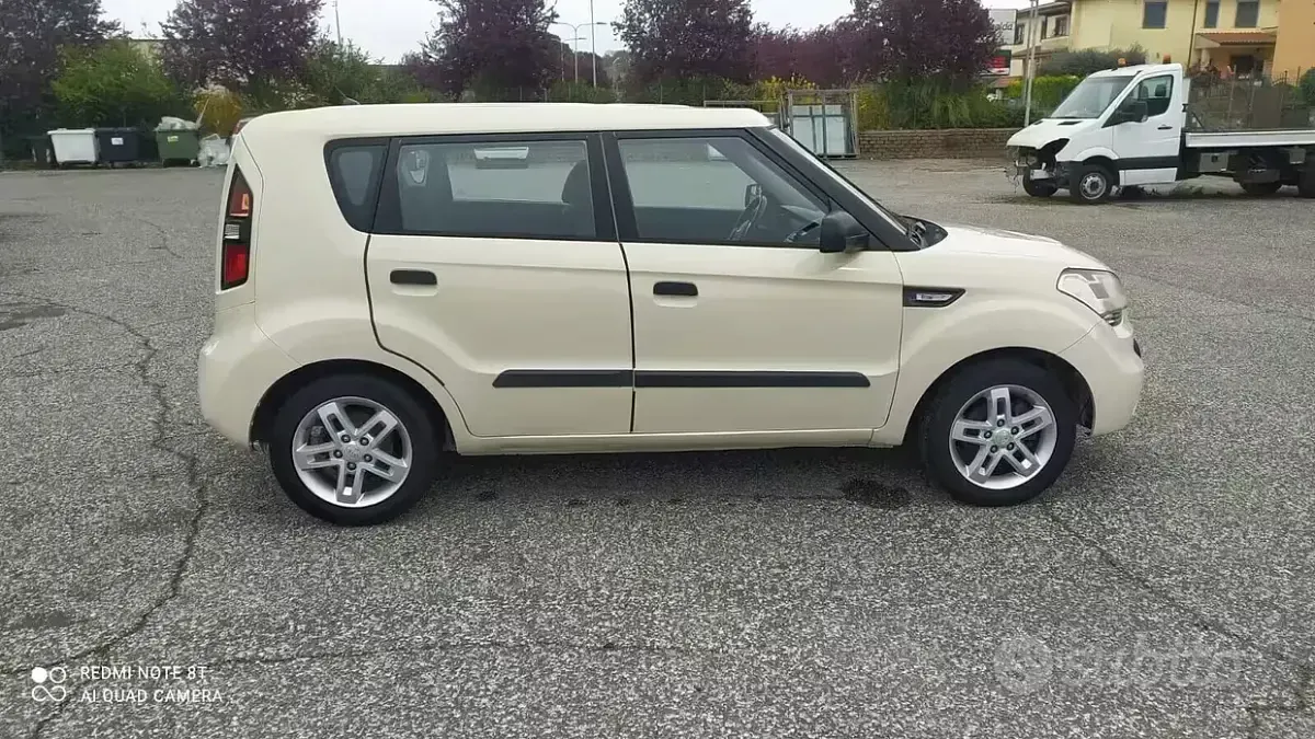 Usata Kia Soul Active 118 CV (86 kW) 2010 Beige SUV