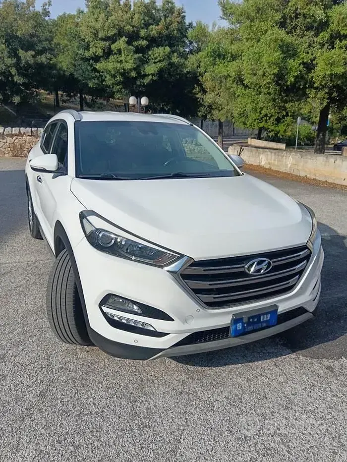 Käytetty Hyundai Tucson Xpossible 116 HP (85 kW) 2017 Valkoinen Katumaasturi
