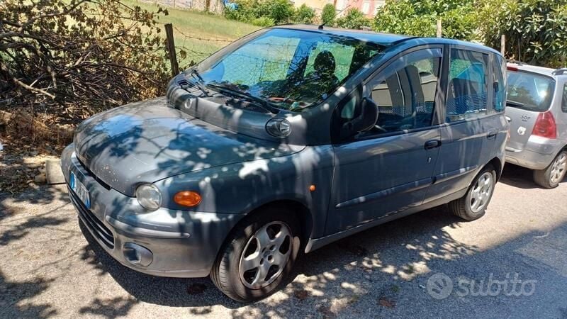 Usata Fiat Multipla 116 CV (85 kW) 2003 Grigio Monovolume