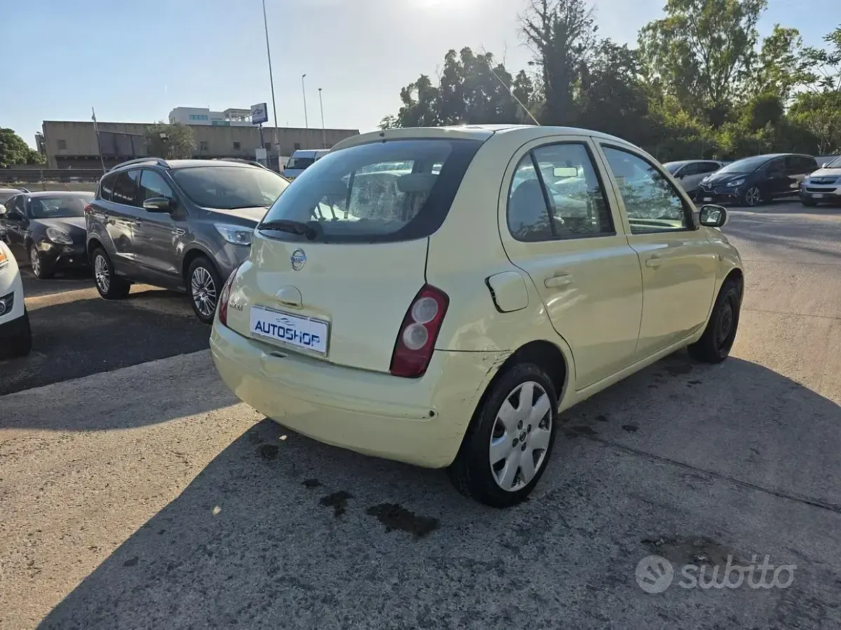 Usata Nissan Micra Acenta 80 CV (58 kW) 2005 Giallo Berlina