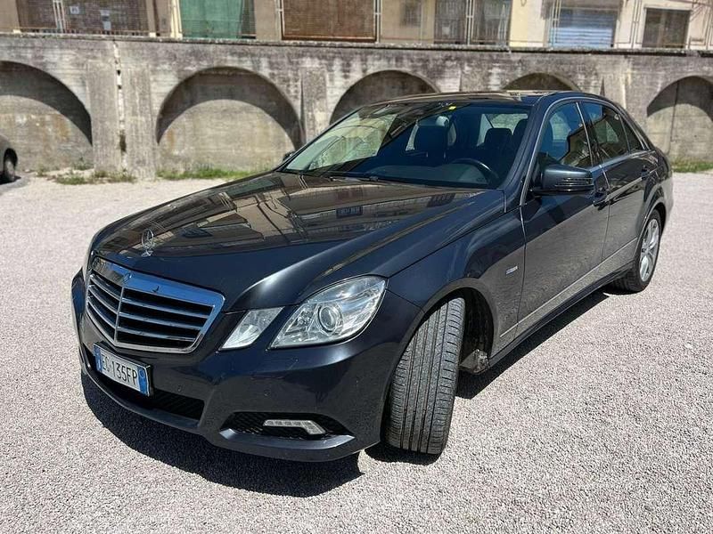 Usata Mercedes E350 Avantgarde 231 CV (169 kW) 2011 Berlina