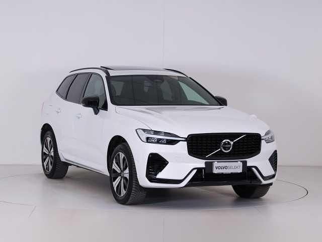 Usata Volvo XC60 Plus 253 CV (186 kW) 2025 Bianco SUV