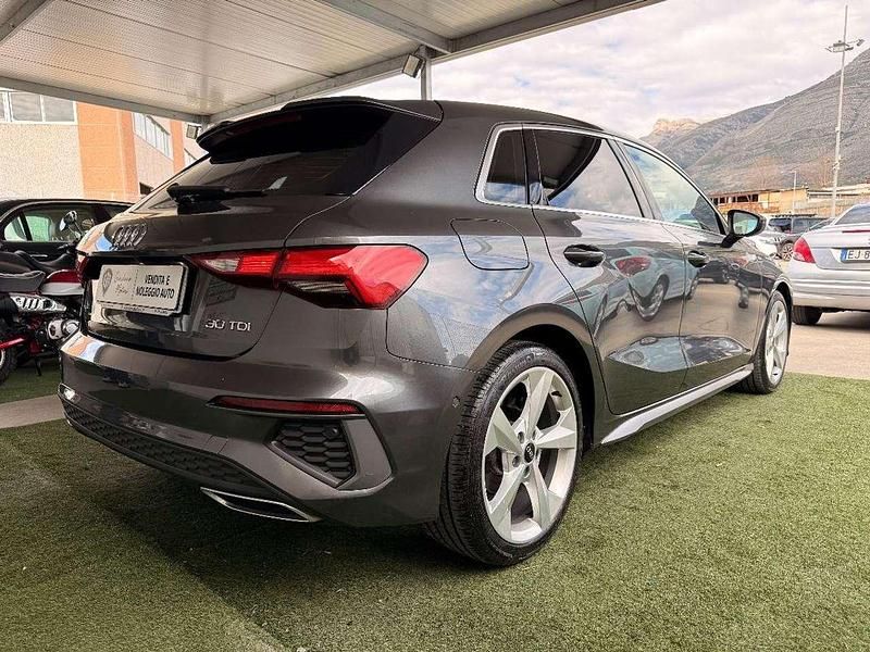 Usata Audi A3 S-Line 116 CV (85 kW) 2021 Grigio Berlina