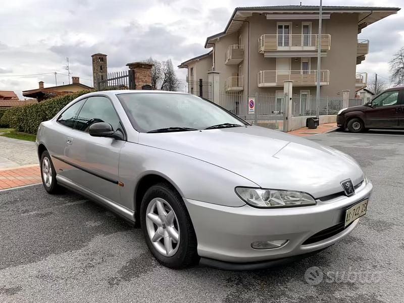 Usata Peugeot 406 Coupe 135 CV (99 kW) 1997 Grigio Coupé