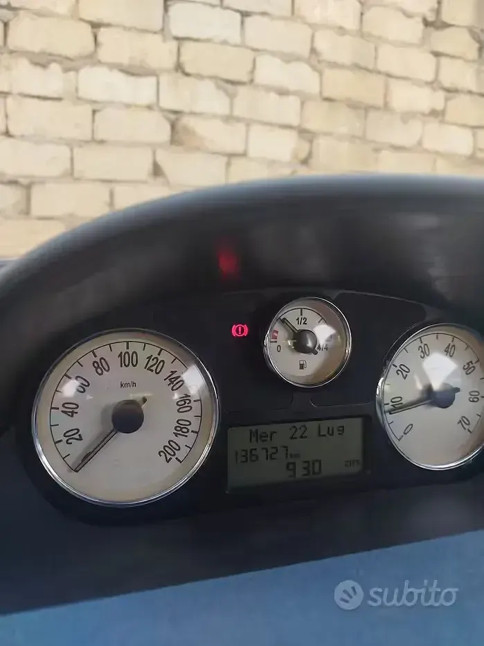 Usata Lancia Ypsilon 60 CV (44 kW) 2006 Grigio Utilitaria