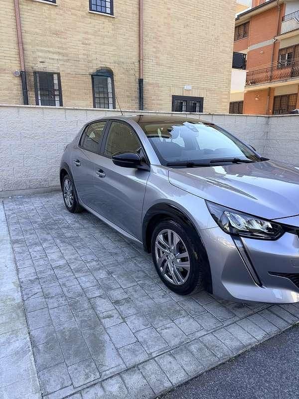 Usata Peugeot 208 Active 75 CV (55 kW) 2020 Utilitaria