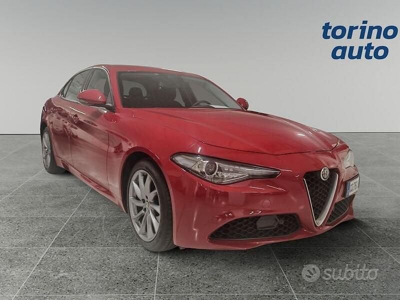 Rosso Usata 2021 Alfa Romeo Giulia Sprint Tre volumi | 26.900 € (Buon prezzo) - Immagine 1/4