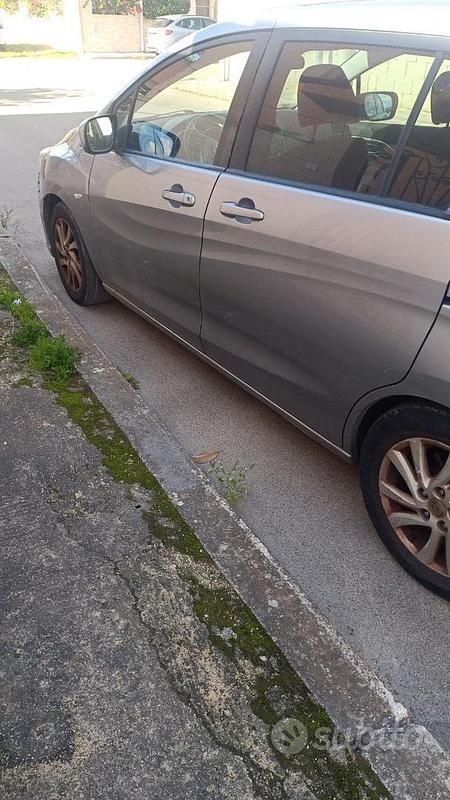 Usata Mazda 5 Dynamic 116 CV (85 kW) 2011 Grigio Monovolume