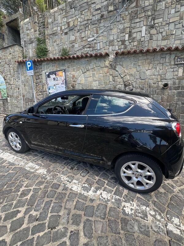 Usata Alfa Romeo MiTo 95 CV (69 kW) 2011 Nero Utilitaria