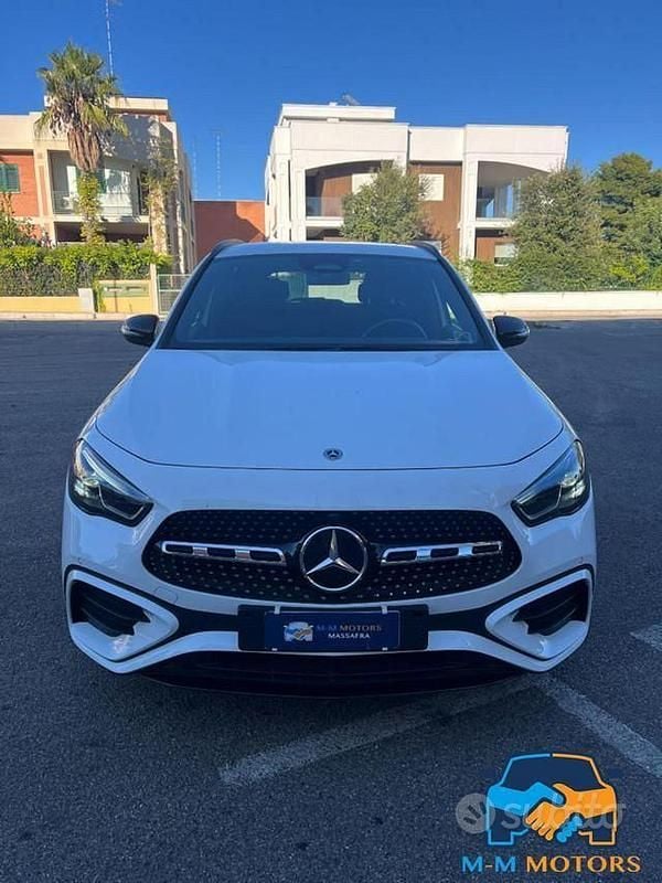 Begagnad Mercedes GLA200 Advanced Plus 150 HK (110 kW) 2024 Vit SUV