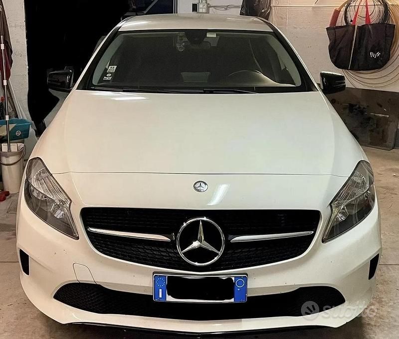 Usata Mercedes 180 109 CV (80 kW) 2016 Bianco Berlina
