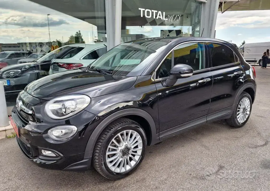 Usata Fiat 500X Lounge 95 CV (69 kW) 2017 Nero SUV