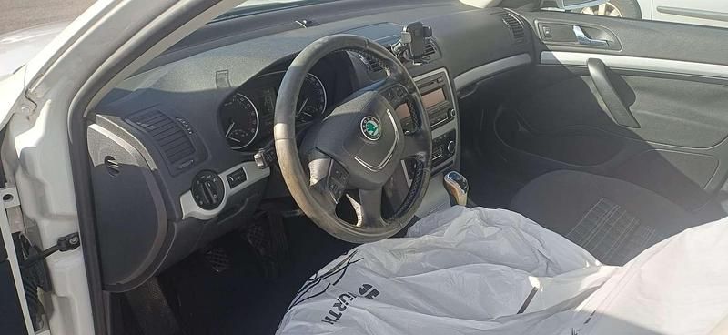 Usata Skoda Octavia Ambition 105 CV (77 kW) 2012 Station wagon