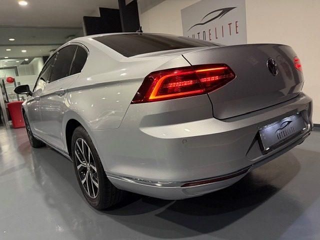 Usata VW Passat Highline 150 CV (110 kW) 2016 Argento Berlina