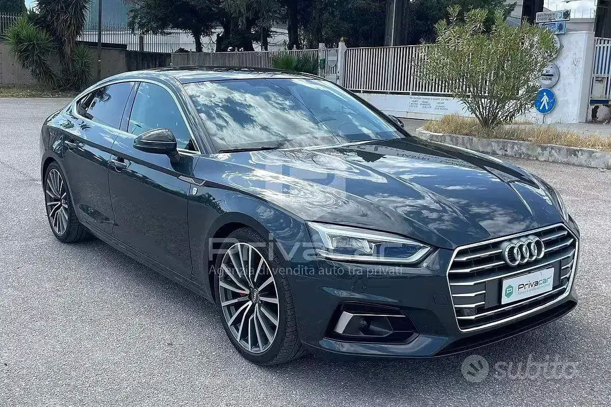 Usata Audi A5 Business 190 CV (139 kW) 2019 Grigio Coupé