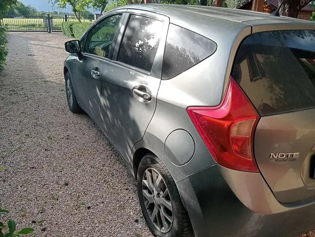 Używany Nissan Note Acenta 80 KM (58 kW) 2015 Szary Hatchback