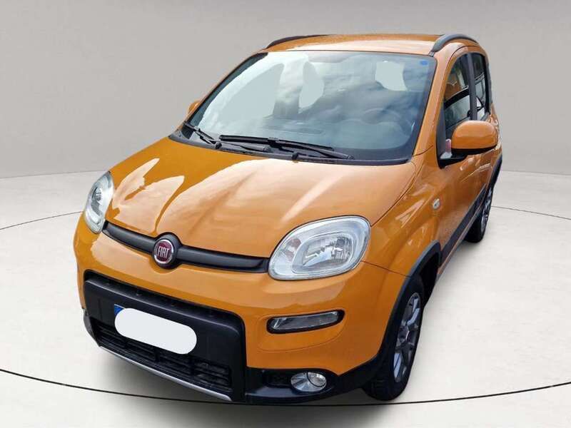 Usata Fiat Panda 4x4 S 86 CV (63 kW) 2017 Arancione Utilitaria