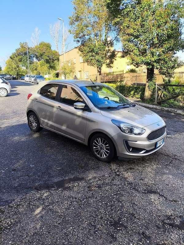 Usata Ford Ka Plus Ultimate 95 CV (69 kW) 2018 Utilitaria