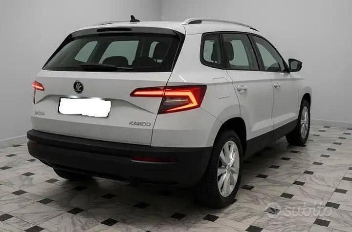 Usata Skoda Karoq Executive 116 CV (85 kW) 2018 Bianco SUV