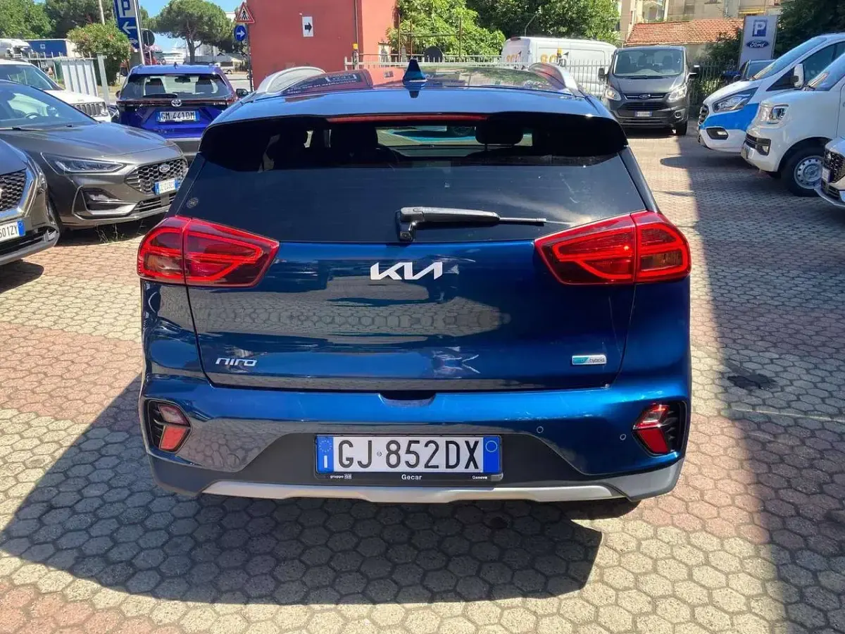 Usata Kia Niro Style 105 CV (77 kW) 2022 Blu/azzurro SUV