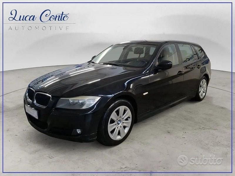 Nero Usata 2011 BMW 318 Station wagon | 4490 € (Ottimo prezzo) - Immagine 1/2