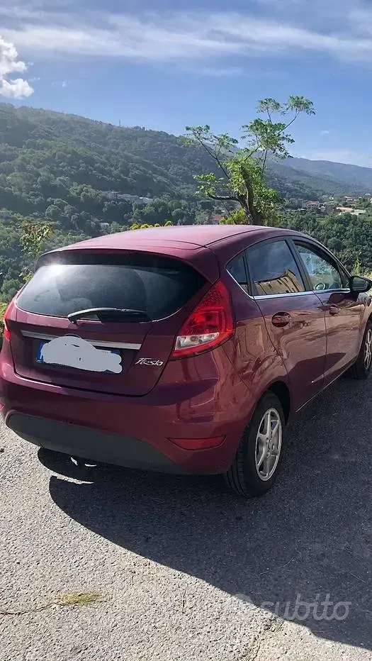 Usata Ford Fiesta 82 CV (60 kW) 2009 Berlina