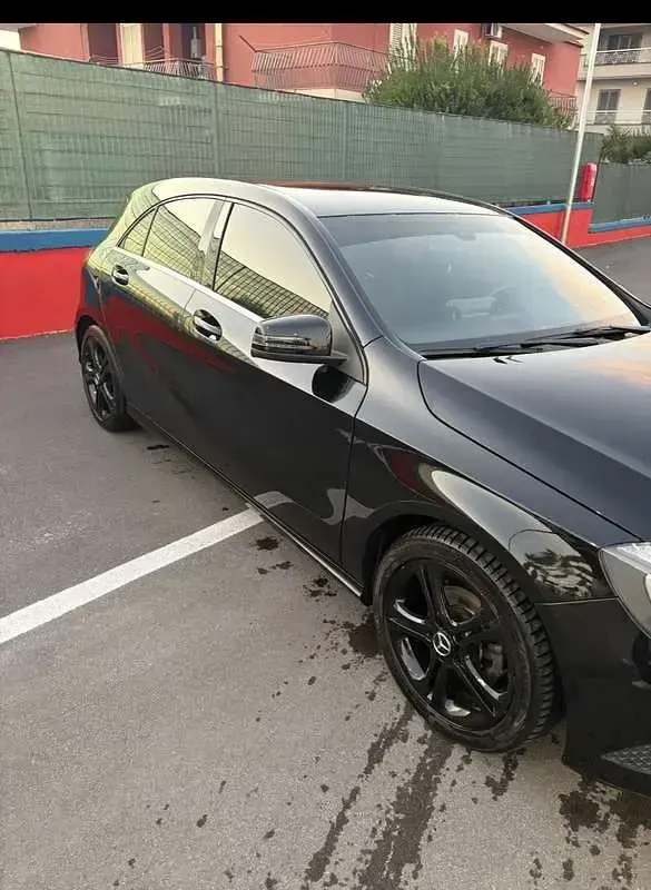 Usata Mercedes A180 109 CV (80 kW) 2014 Berlina