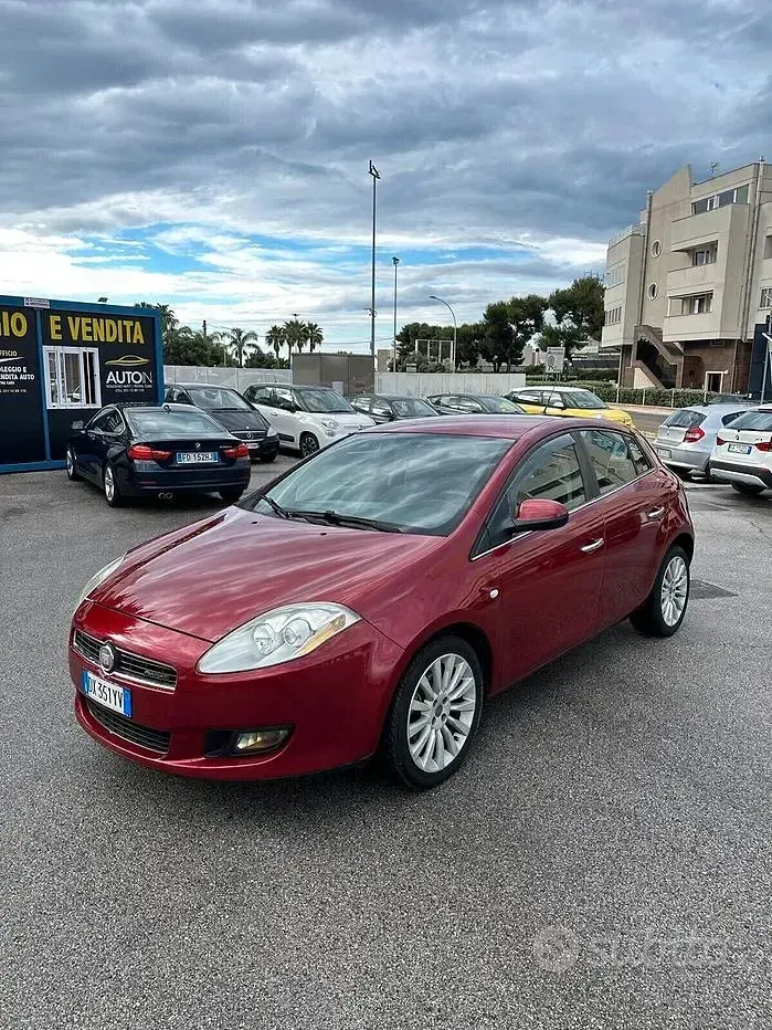 Usata Fiat Bravo Emotion 120 CV (88 kW) 2010 Grigio Utilitaria