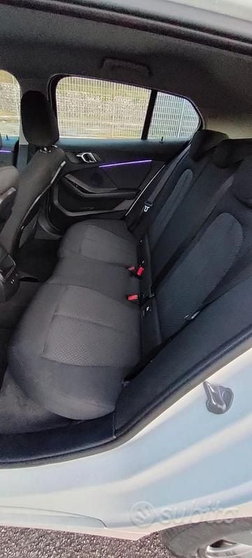 Usata BMW 116 Advantage 116 CV (85 kW) 2022 Bianco Utilitaria