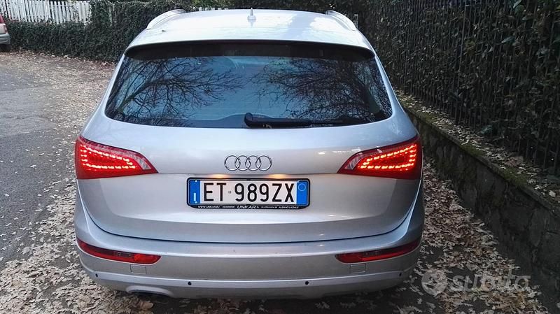 Grigio Usata 2011 Audi Q5 SUV | 11.000 € - Immagine 1/4