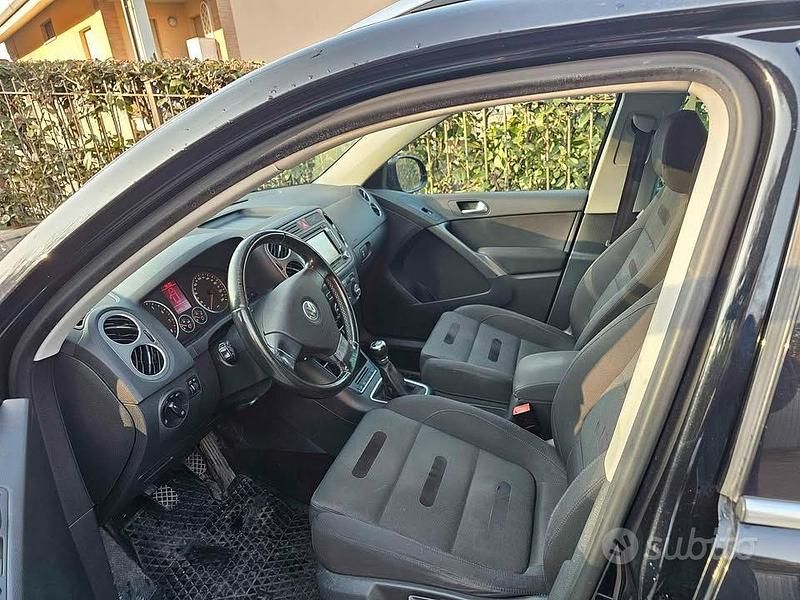 Usata VW Tiguan Sport 160 CV (117 kW) 2008 Nero SUV