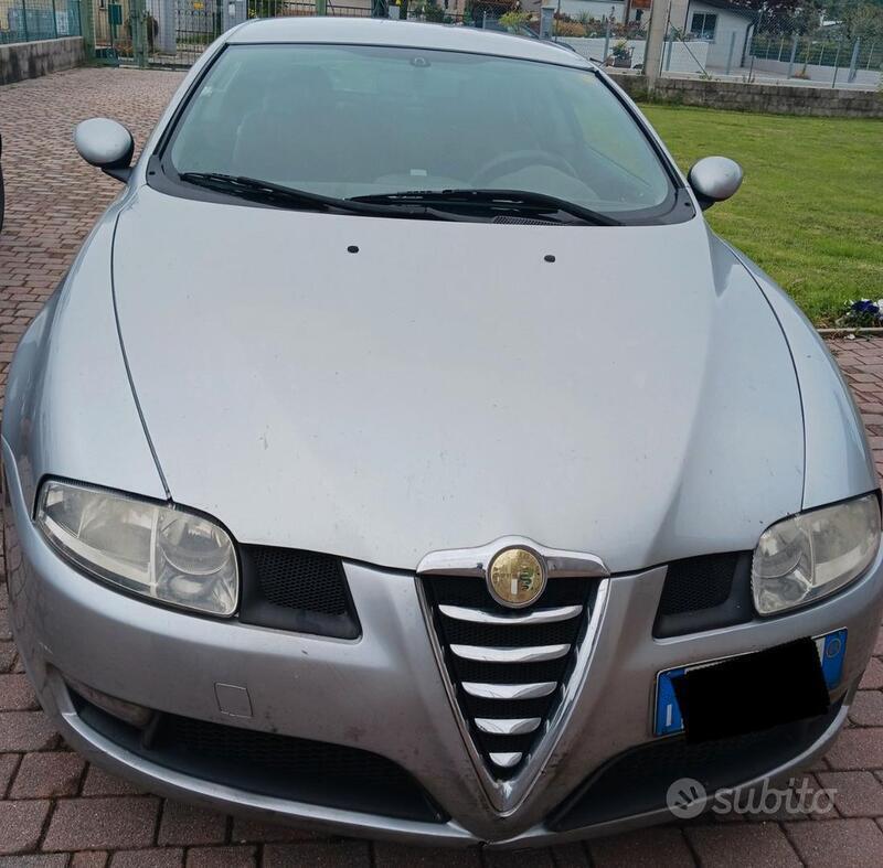 Usato 2004 Alfa Romeo GT Diesel (1.000 €)