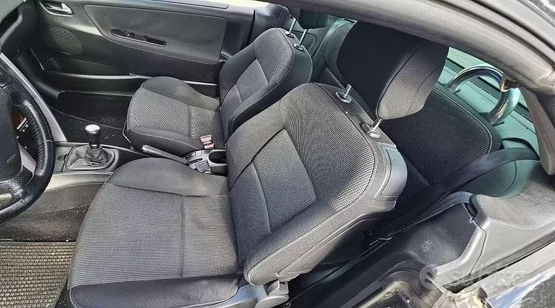 Usata Peugeot 207 CC 120 CV (88 kW) 2009 Nero Cabrio