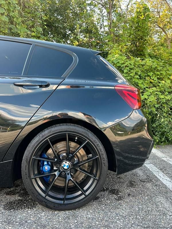 Usata BMW 120 2018 Nero Utilitaria
